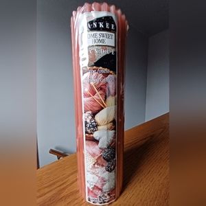 VERY RARE UNICORN Yankee Candle 3 x 9 Home Sweet Home Grooved Pillar Candle